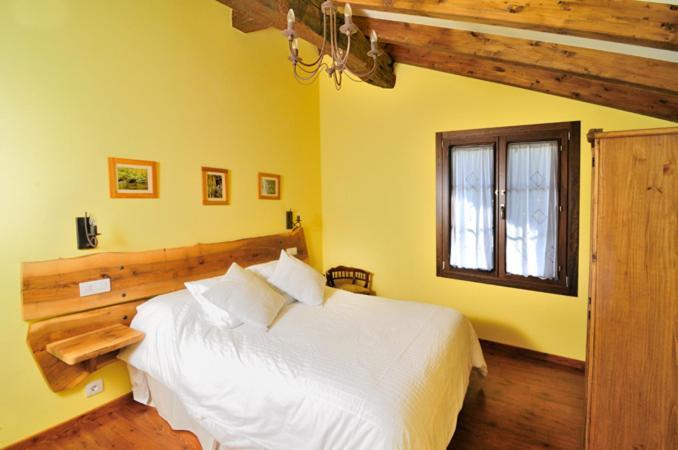 Hostal Casa Corral - Casas de Aldea Monón Habitación foto